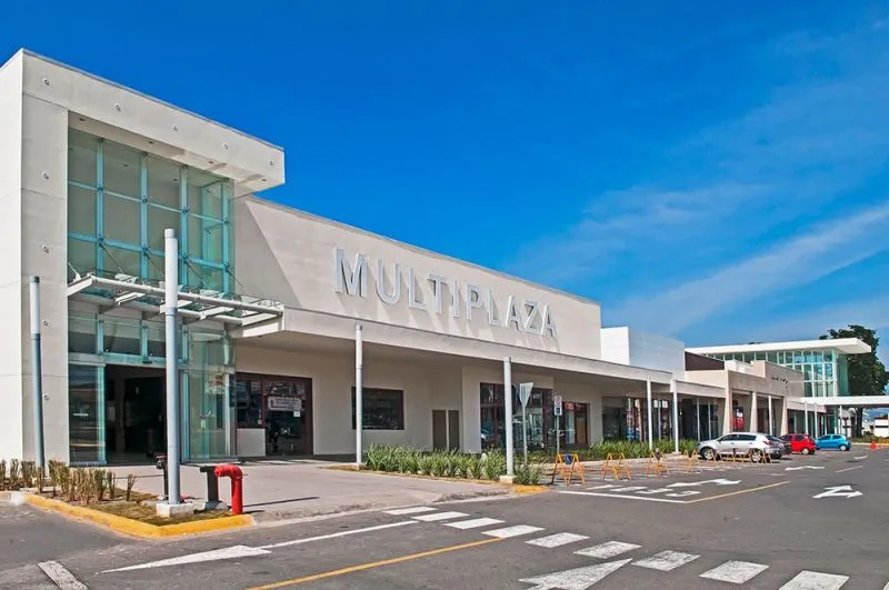 Detalle Multiplaza del Este